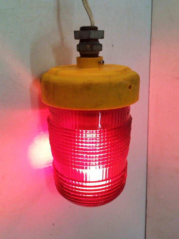 lampara techo pared emergencia rojo metcrist alt 22 o11 1u